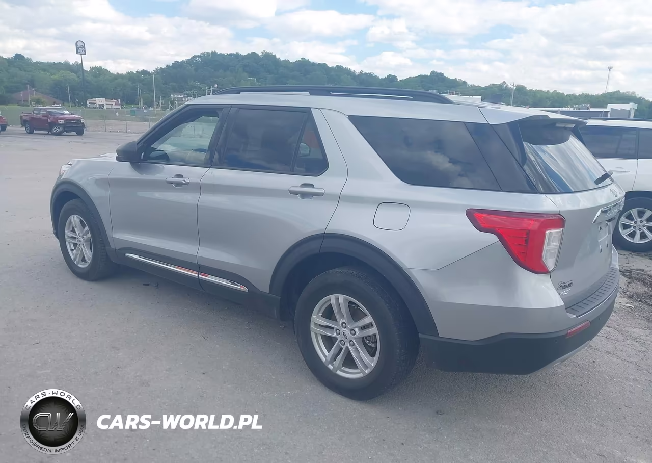 2023 Ford Explorer Xlt VIN:1FMSK8DH1PGB18914 - 3