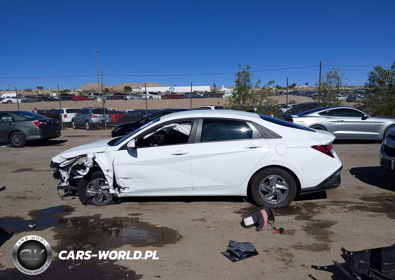 2025 Hyundai Elantra Se VIN:KMHLL4DG5SU988158 - 14