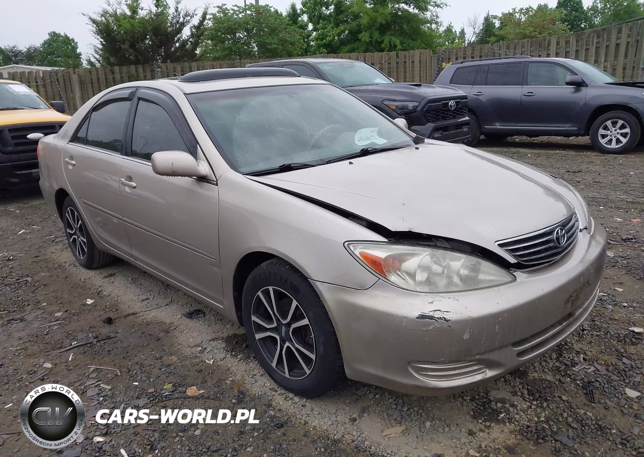 2004 Toyota Camry Le