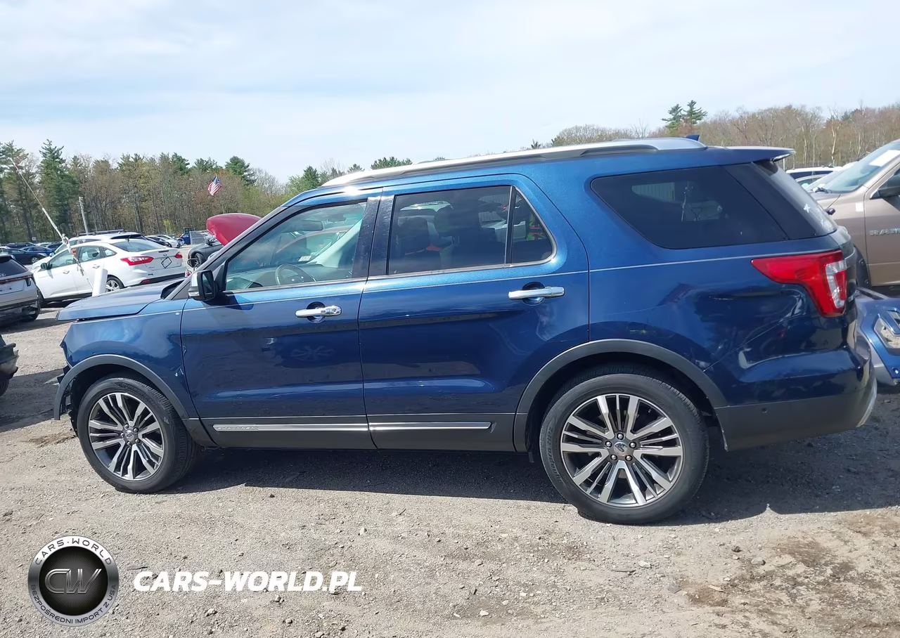 2016 Ford Explorer Platinum VIN:1FM5K8HT2GGB76963 - 15