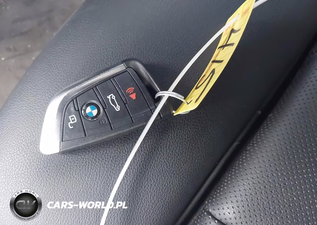 2025 BMW 330I xDrive VIN:3MW89CW04S8F16143 - 11
