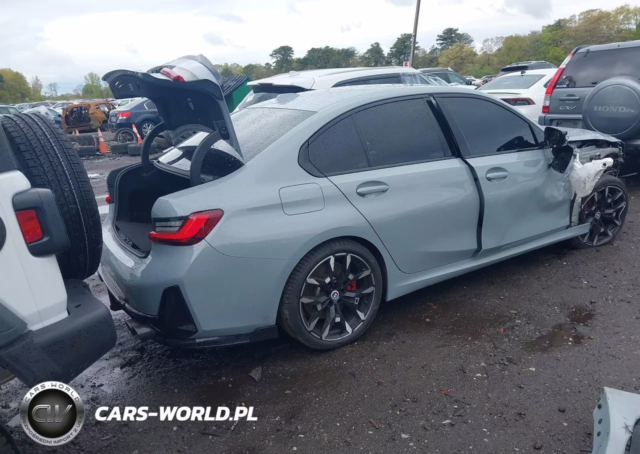 2025 BMW 330I xDrive VIN:3MW89CW04S8F16143 - 4