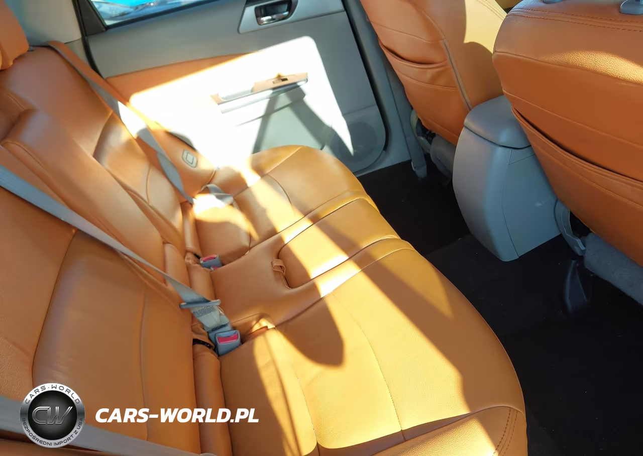 2011 Subaru Forester 2.5X Premium VIN:JF2SHBDCXBH745183 - 8
