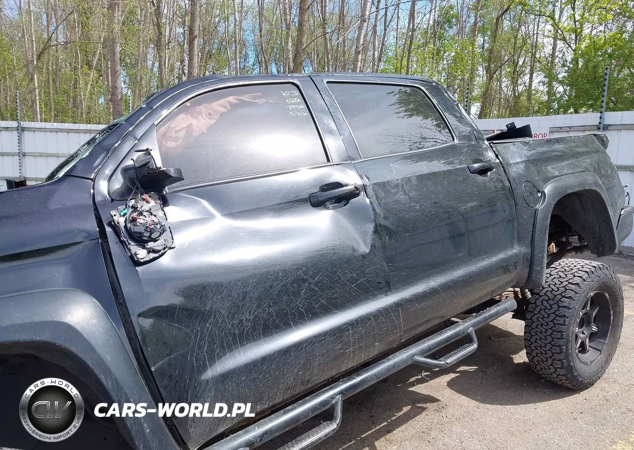 2015 Toyota Tundra Platinum 5.7L V8 VIN:5TFAY5F18FX425282 - 17
