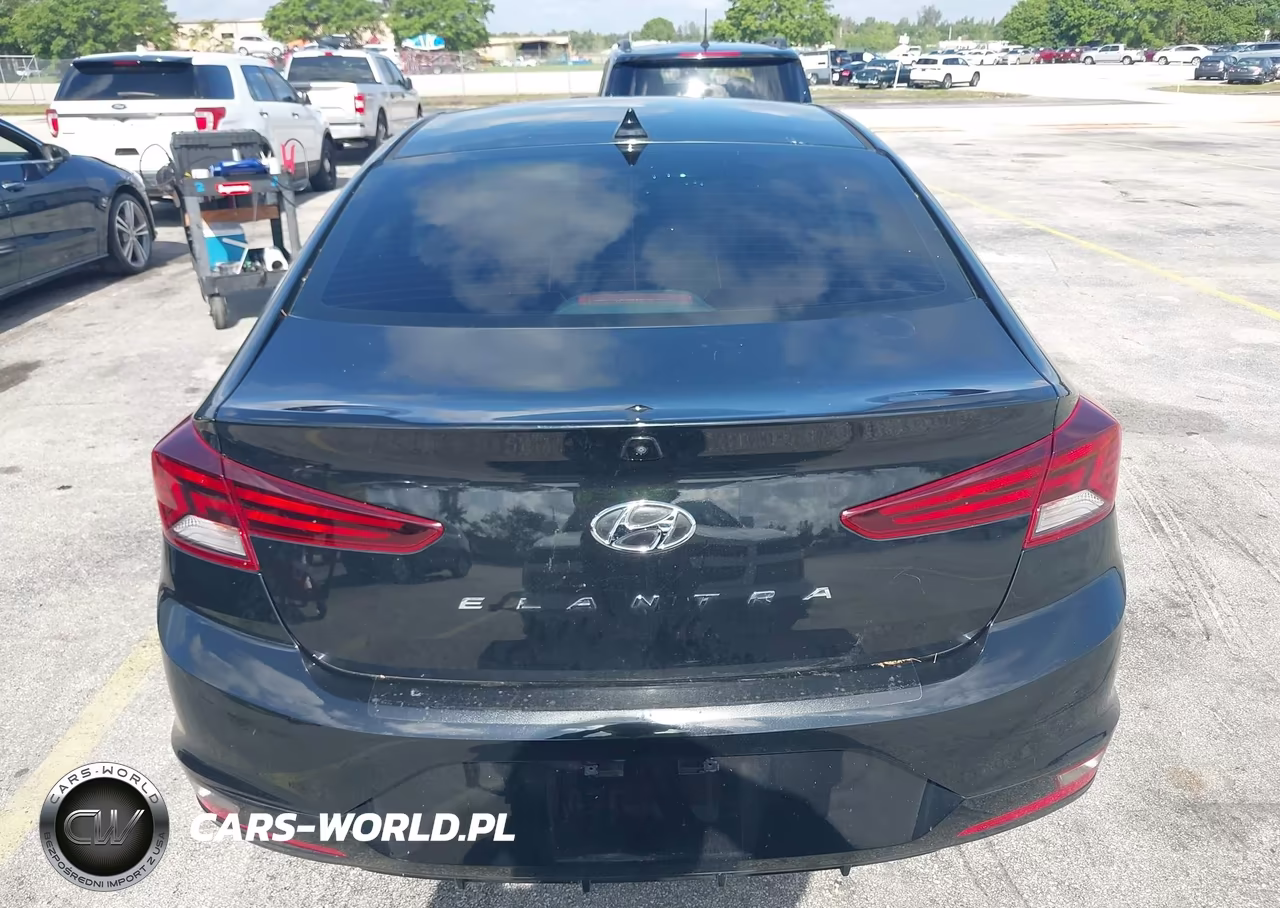 2019 Hyundai Elantra Sel VIN:5NPD84LF9KH486718 - 16