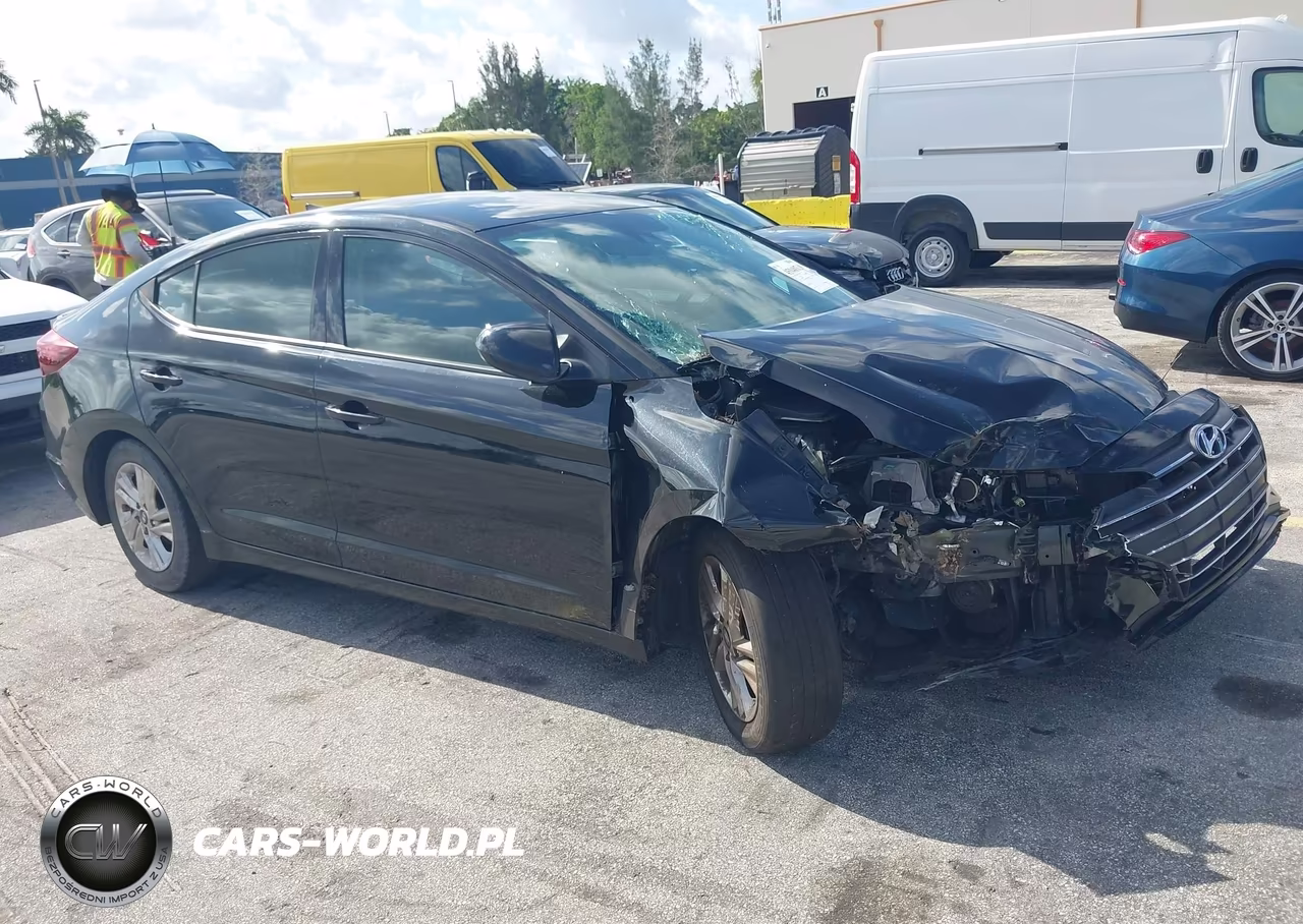 2019 Hyundai Elantra Sel VIN:5NPD84LF9KH486718 - 18