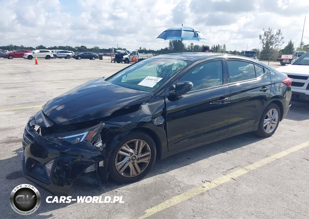 2019 Hyundai Elantra Sel VIN:5NPD84LF9KH486718 - 19