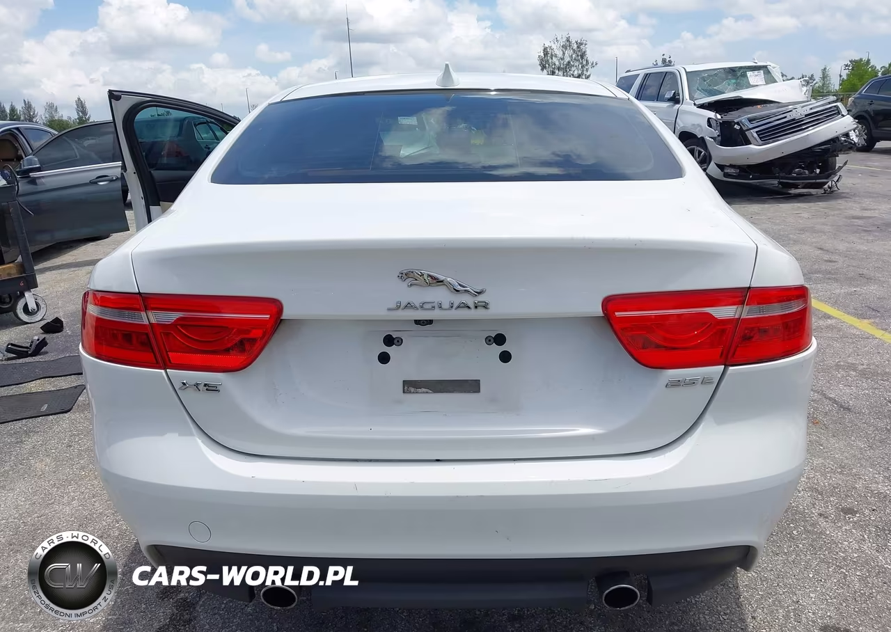 2017 Jaguar Xe 25T VIN:SAJAR4BG4HA962174 - 15