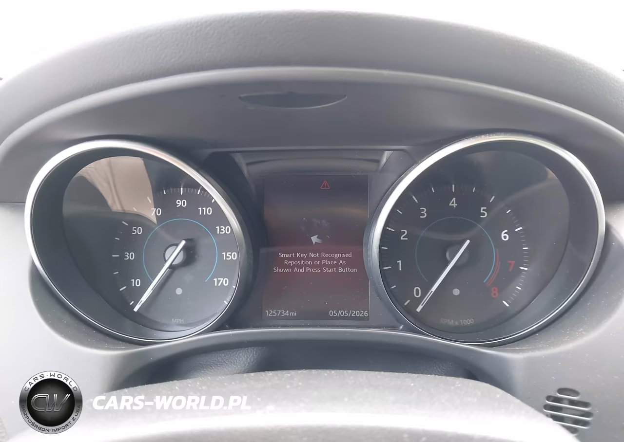 2017 Jaguar Xe 25T VIN:SAJAR4BG4HA962174 - 7