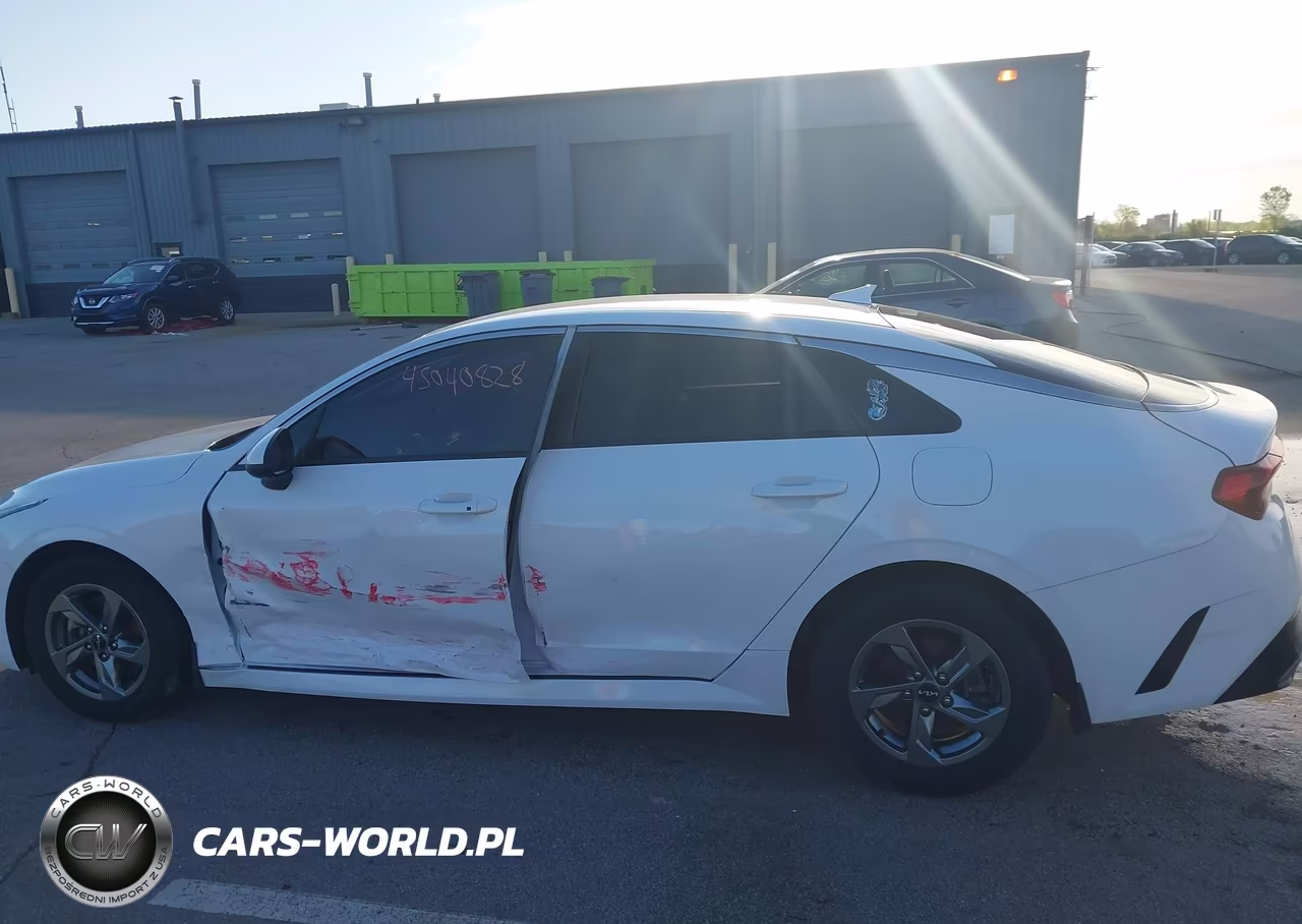 2022 Kia K5 Lxs VIN:5XXG14J24NG130632 - 14