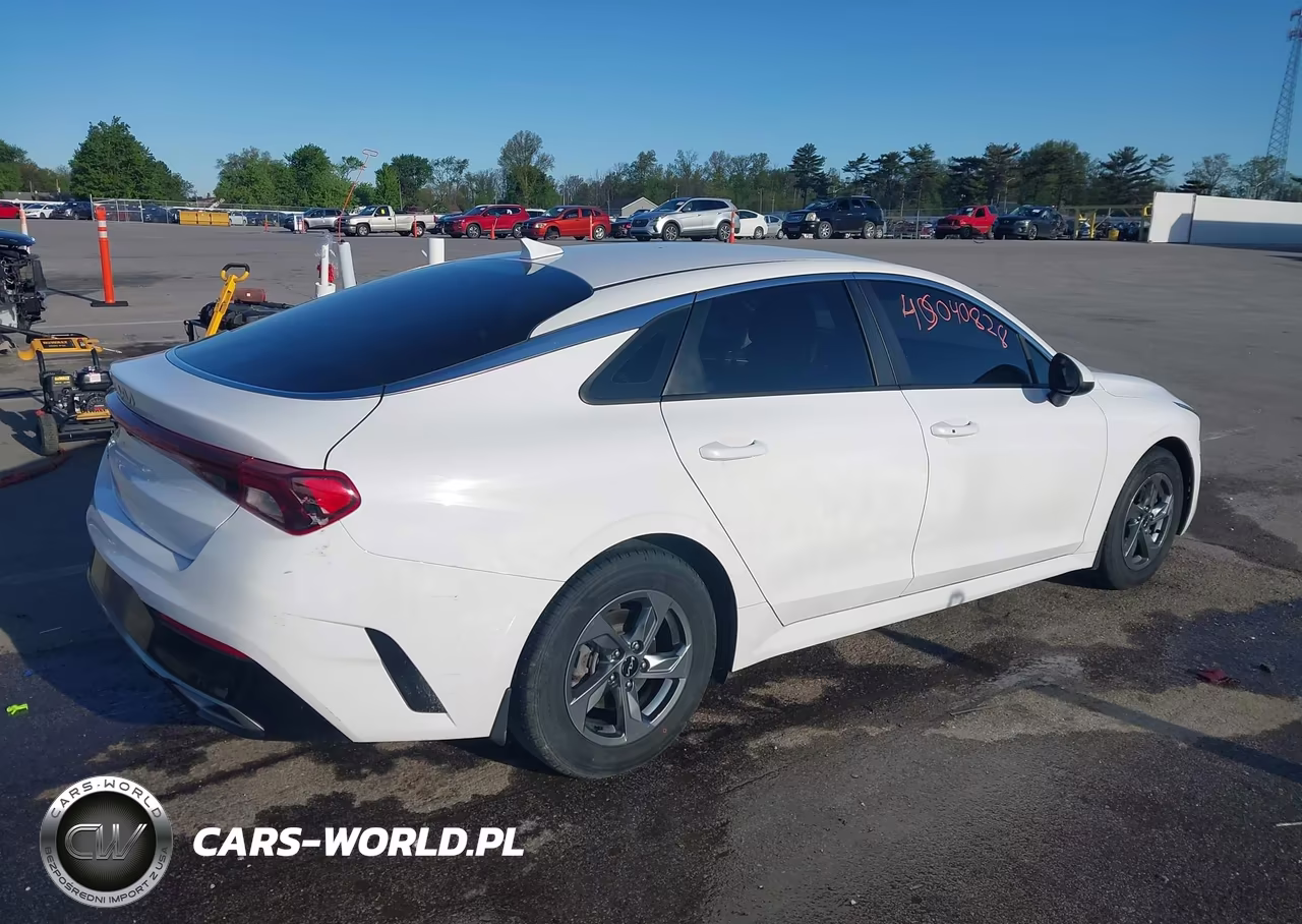 2022 Kia K5 Lxs VIN:5XXG14J24NG130632 - 4