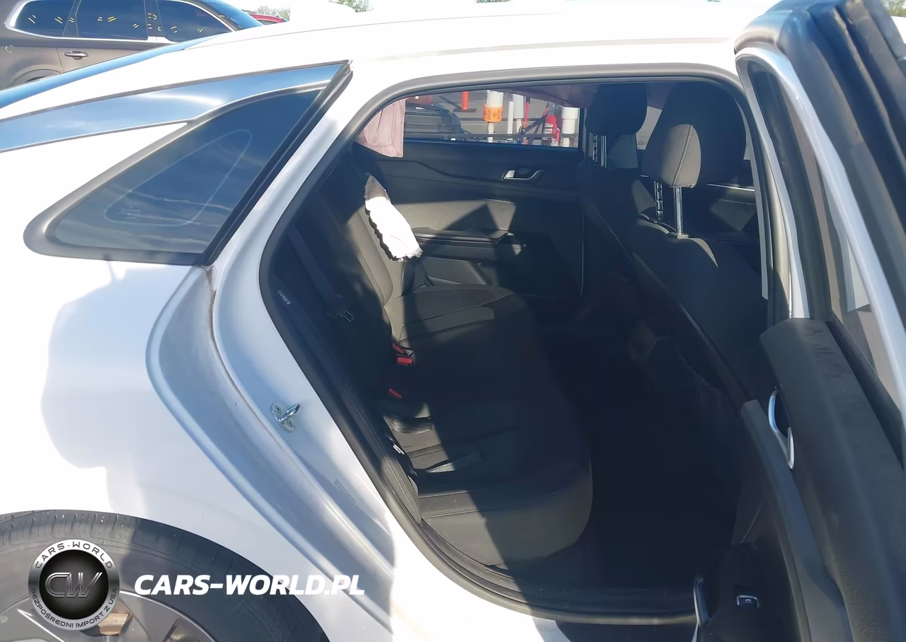 2022 Kia K5 Lxs VIN:5XXG14J24NG130632 - 8