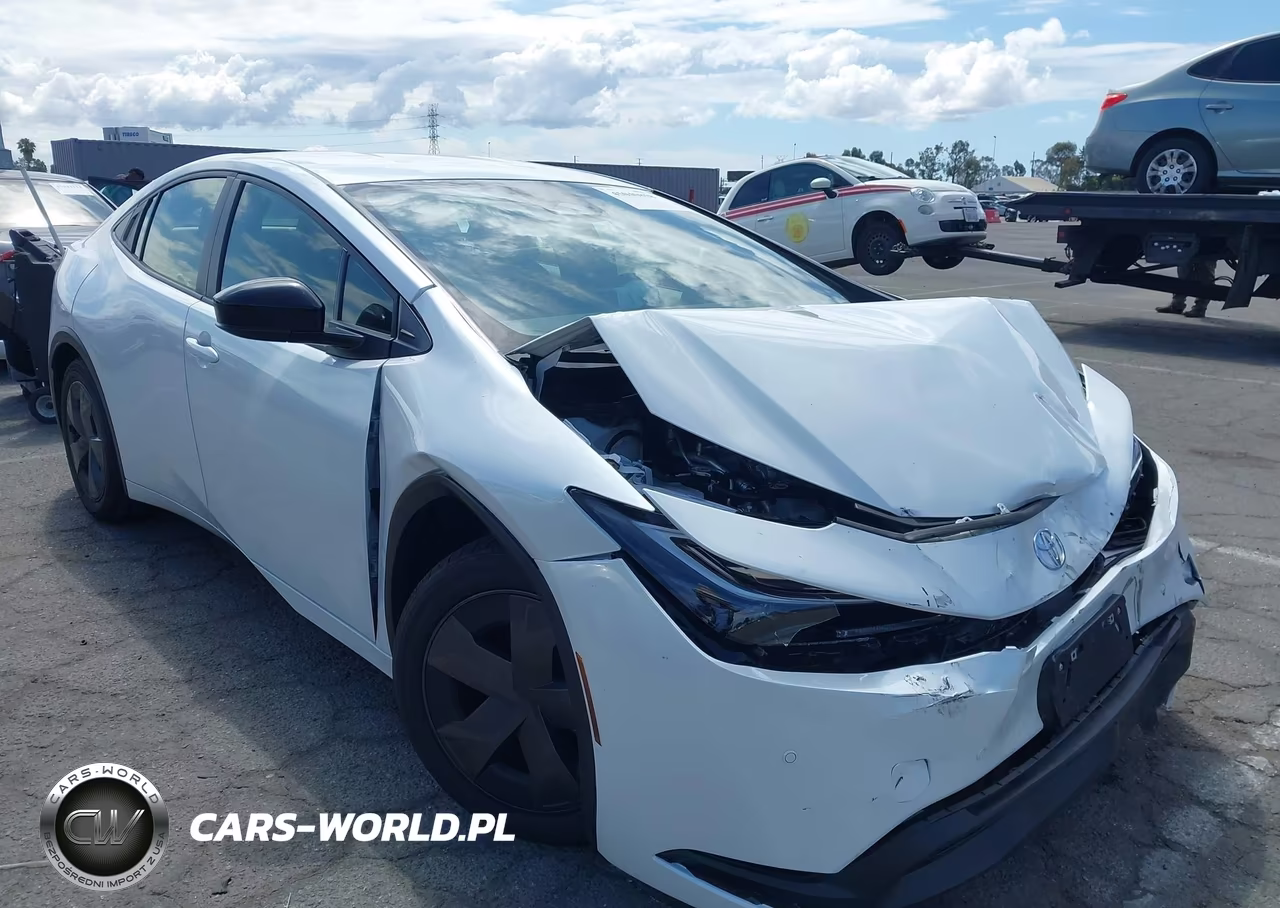 2024 Toyota Prius Le – zdjęcie 1 z 16