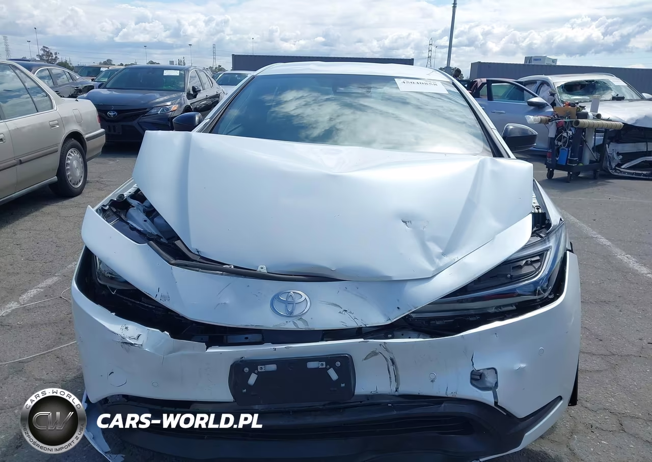2024 Toyota Prius Le VIN:JTDACAAU7R3048139 - 12