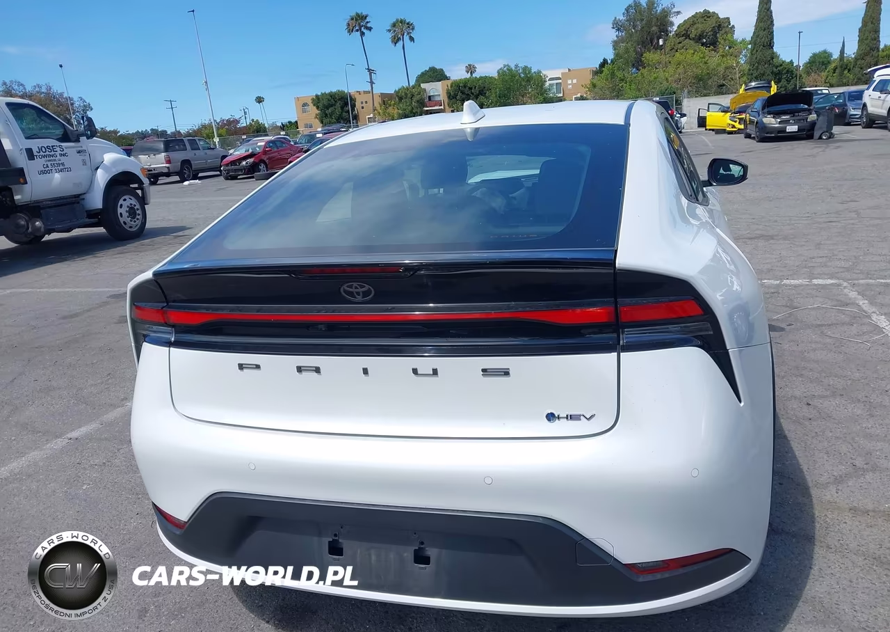 2024 Toyota Prius Le VIN:JTDACAAU7R3048139 - 16