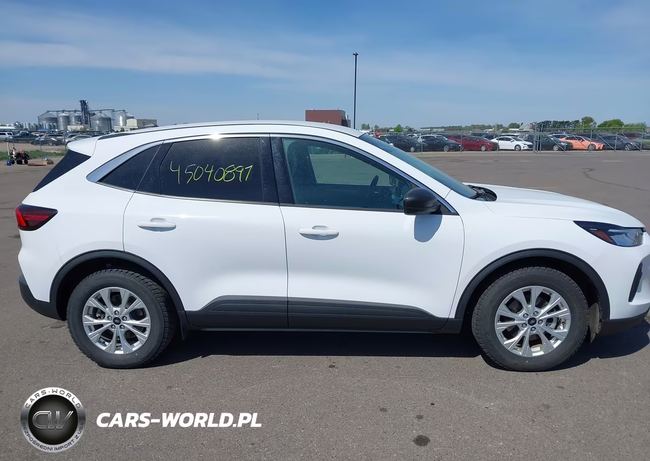 2023 Ford Escape Active VIN:1FMCU0GN9PUA11368 - 13