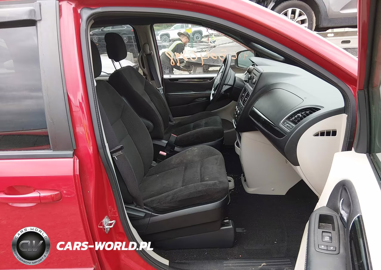 2015 Dodge Grand Caravan Se Plus VIN:2C4RDGBG7FR684929 - 5