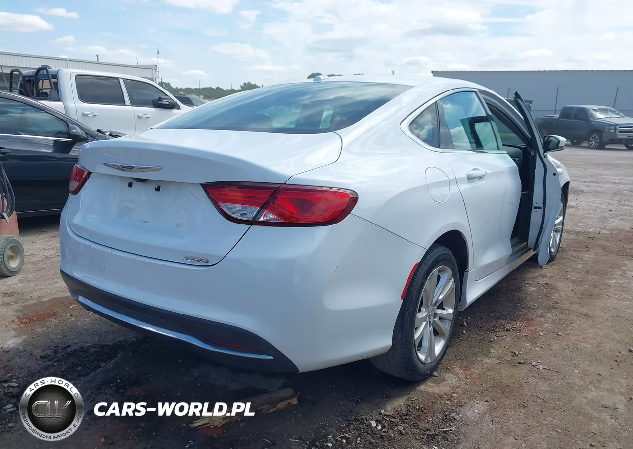 2015 Chrysler 200 Limited VIN:1C3CCCAB7FN591286 - 4