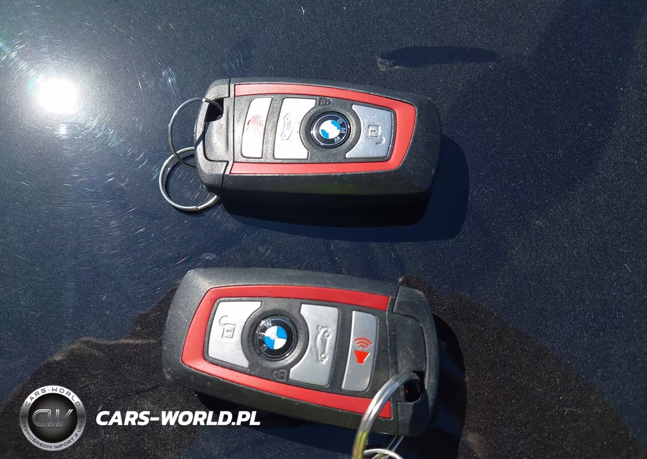 2018 BMW 330I xDrive VIN:WBA8D9G58JNU68301 - 11