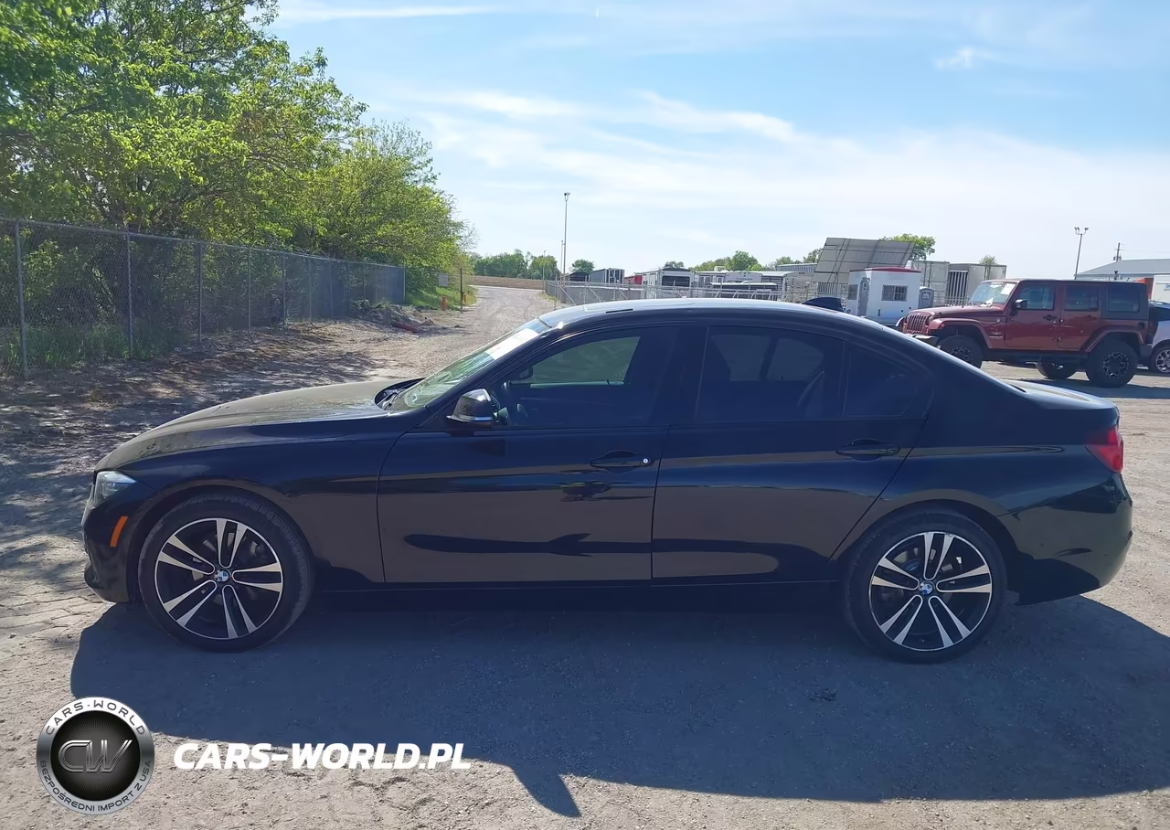 2018 BMW 330I xDrive VIN:WBA8D9G58JNU68301 - 14
