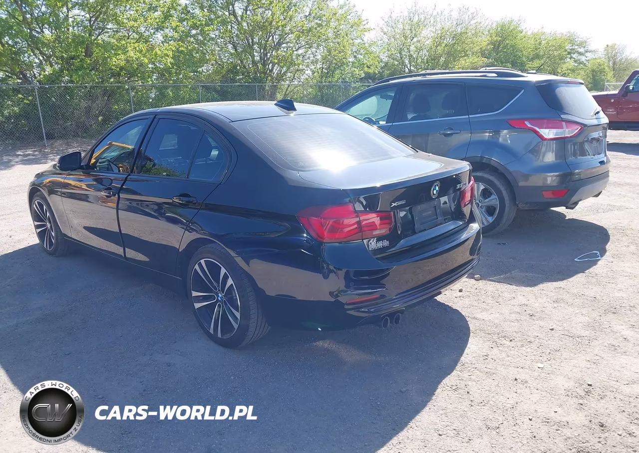 2018 BMW 330I xDrive VIN:WBA8D9G58JNU68301 - 3