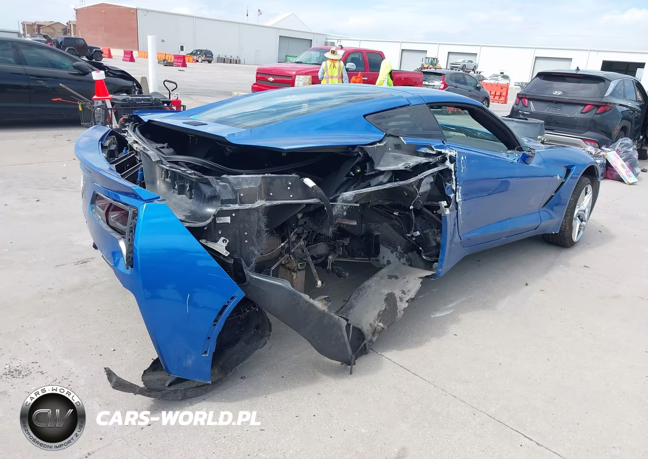 2014 Chevrolet Corvette Stingray Z51 VIN:1G1YM2D71E5104915 - 4
