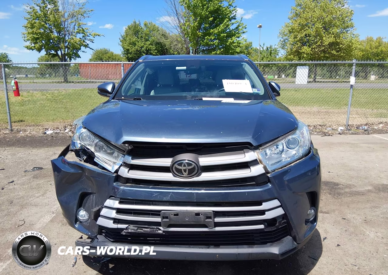 2018 Toyota Highlander Xle VIN:5TDJZRFH6JS804636 - 12