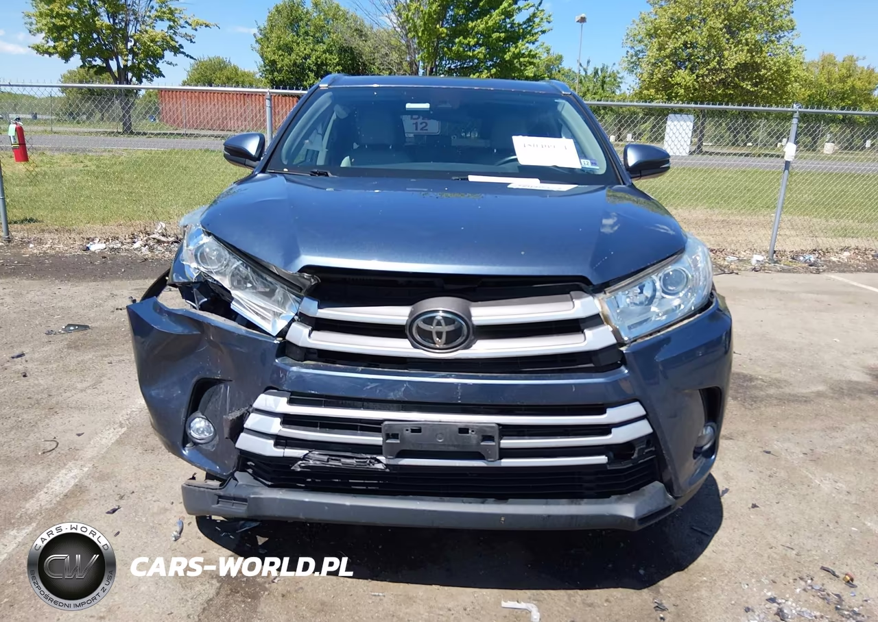 2018 Toyota Highlander Xle VIN:5TDJZRFH6JS804636 - 6