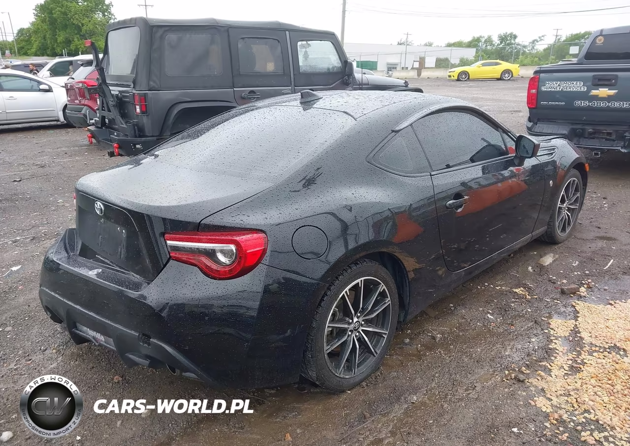 2018 Toyota 86 VIN:JF1ZNAA1XJ8700073 - 4