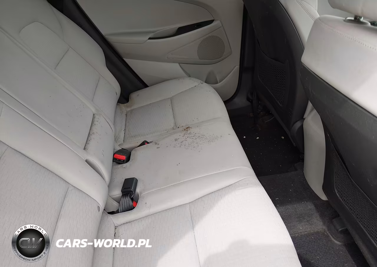 2019 Hyundai Tucson Se VIN:KM8J23A42KU975575 - 8