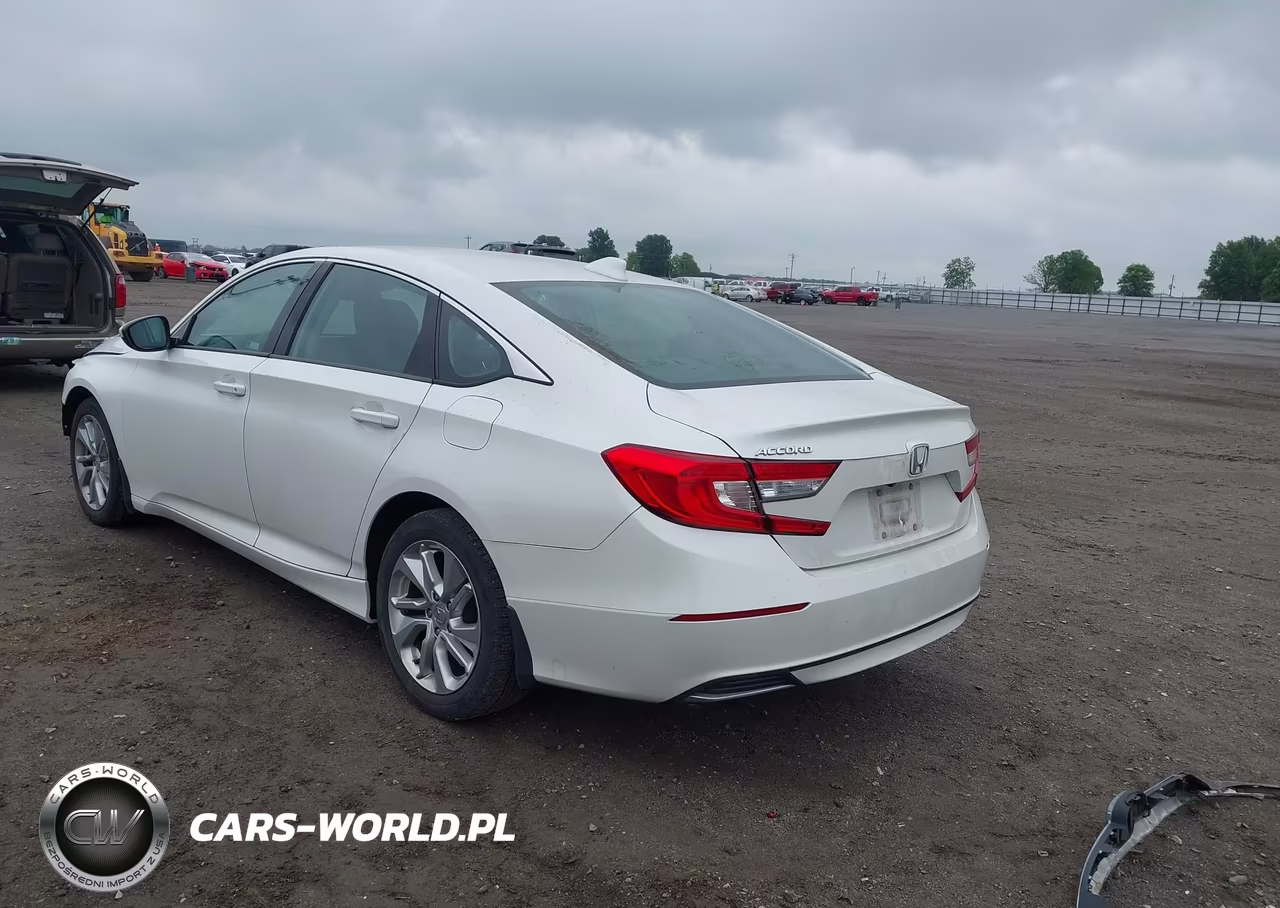 2018 Honda Accord Lx VIN:1HGCV1F18JA213604 - 3