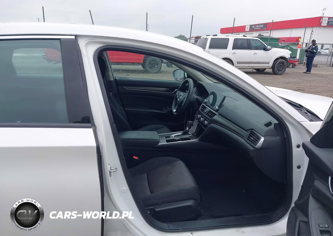 2018 Honda Accord Lx VIN:1HGCV1F18JA213604 - 5