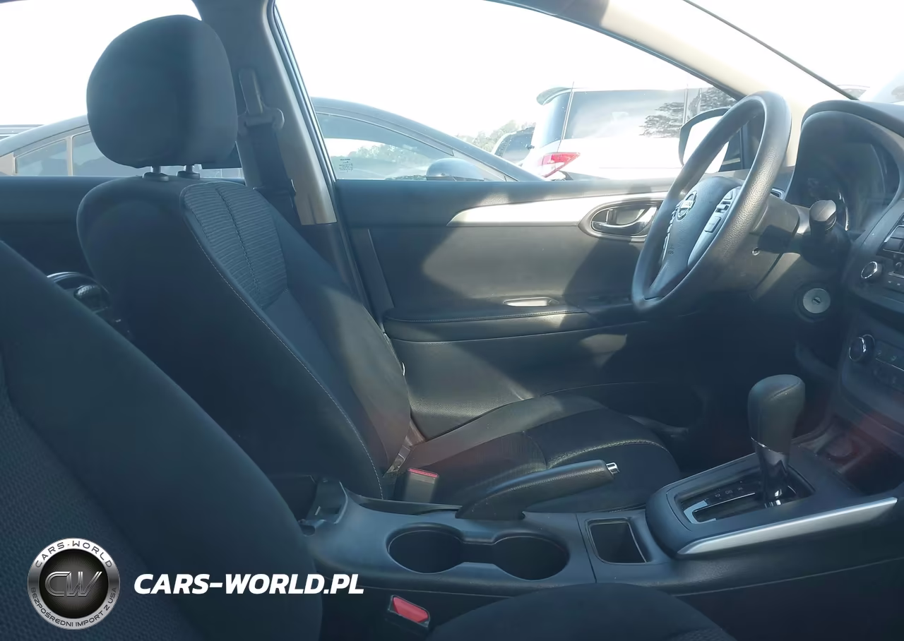 2017 Nissan Sentra S VIN:3N1AB7AP4HY382346 - 5