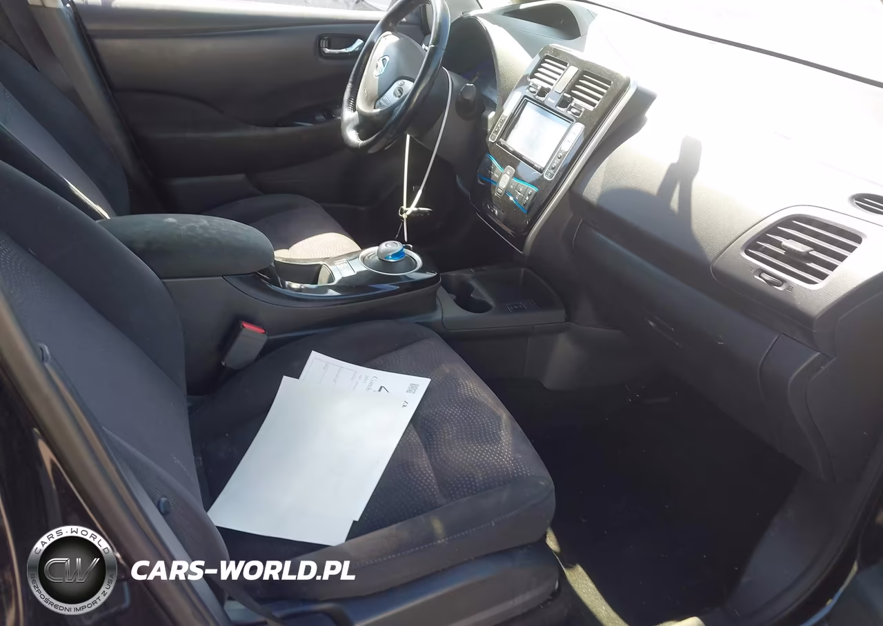 2015 Nissan Leaf S VIN:1N4AZ0CP1FC307371 - 5