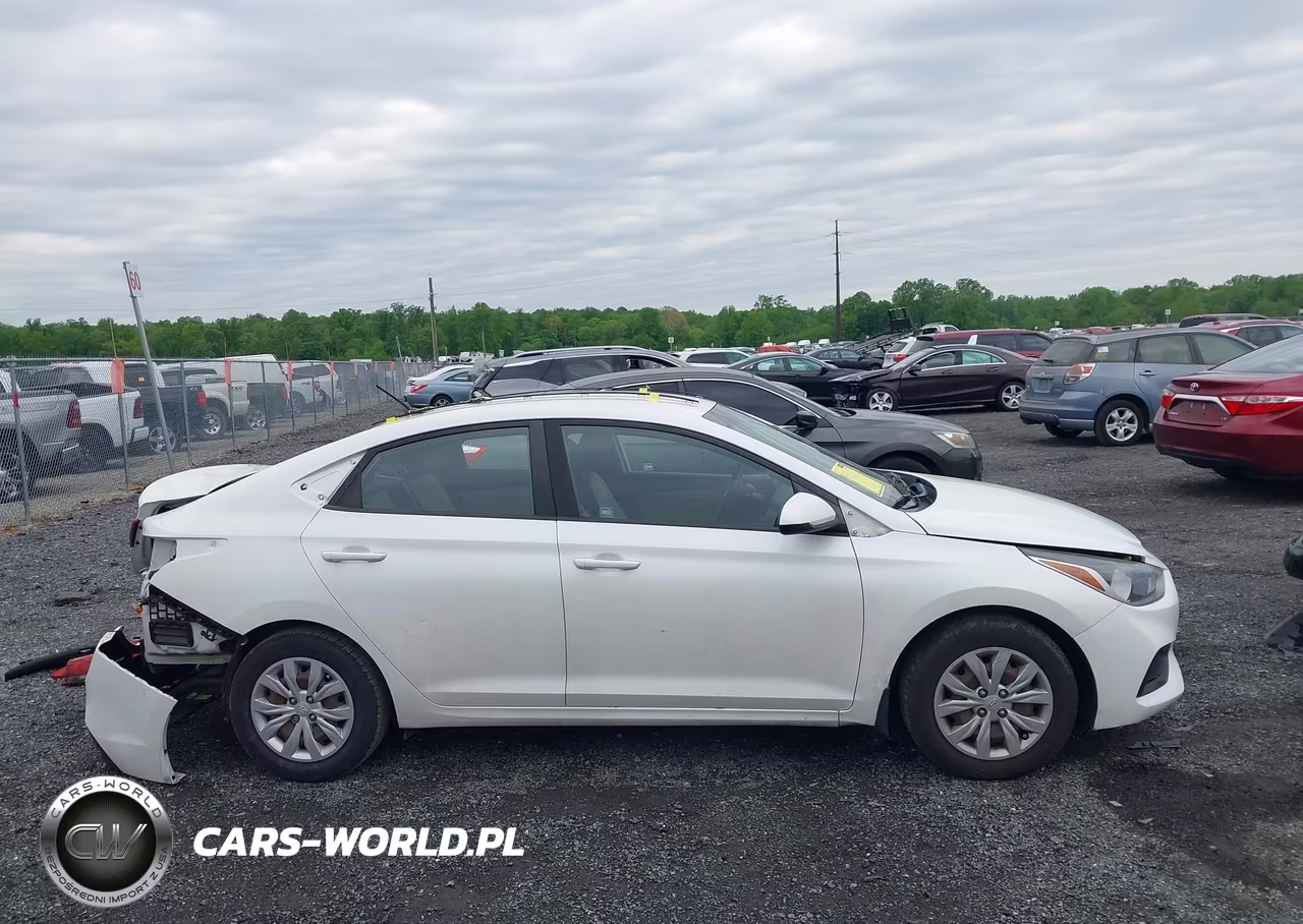 2019 Hyundai Accent Se VIN:3KPC24A31KE088381 - 14
