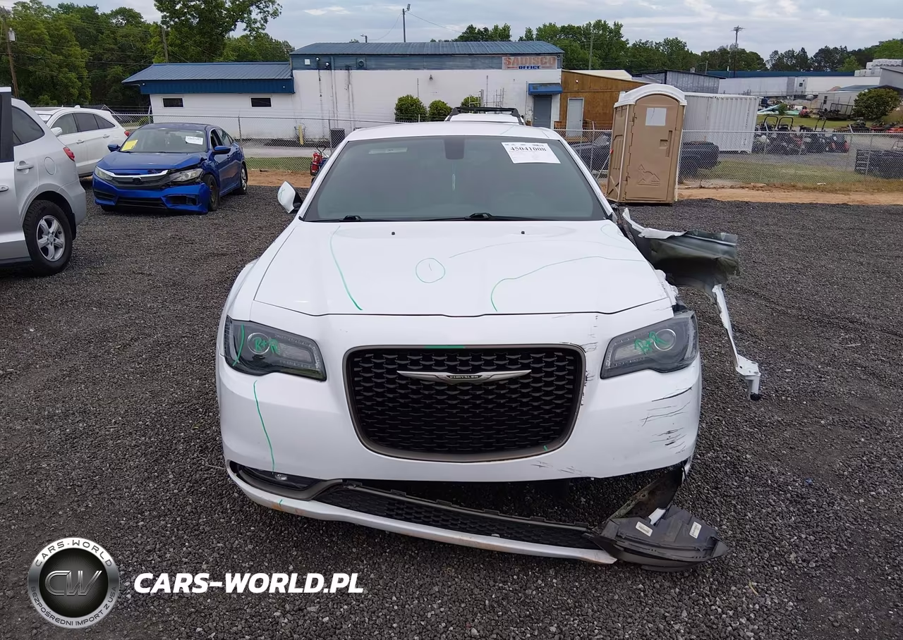 2017 Chrysler 300 300S Alloy Edition VIN:2C3CCABG0HH653380 - 13