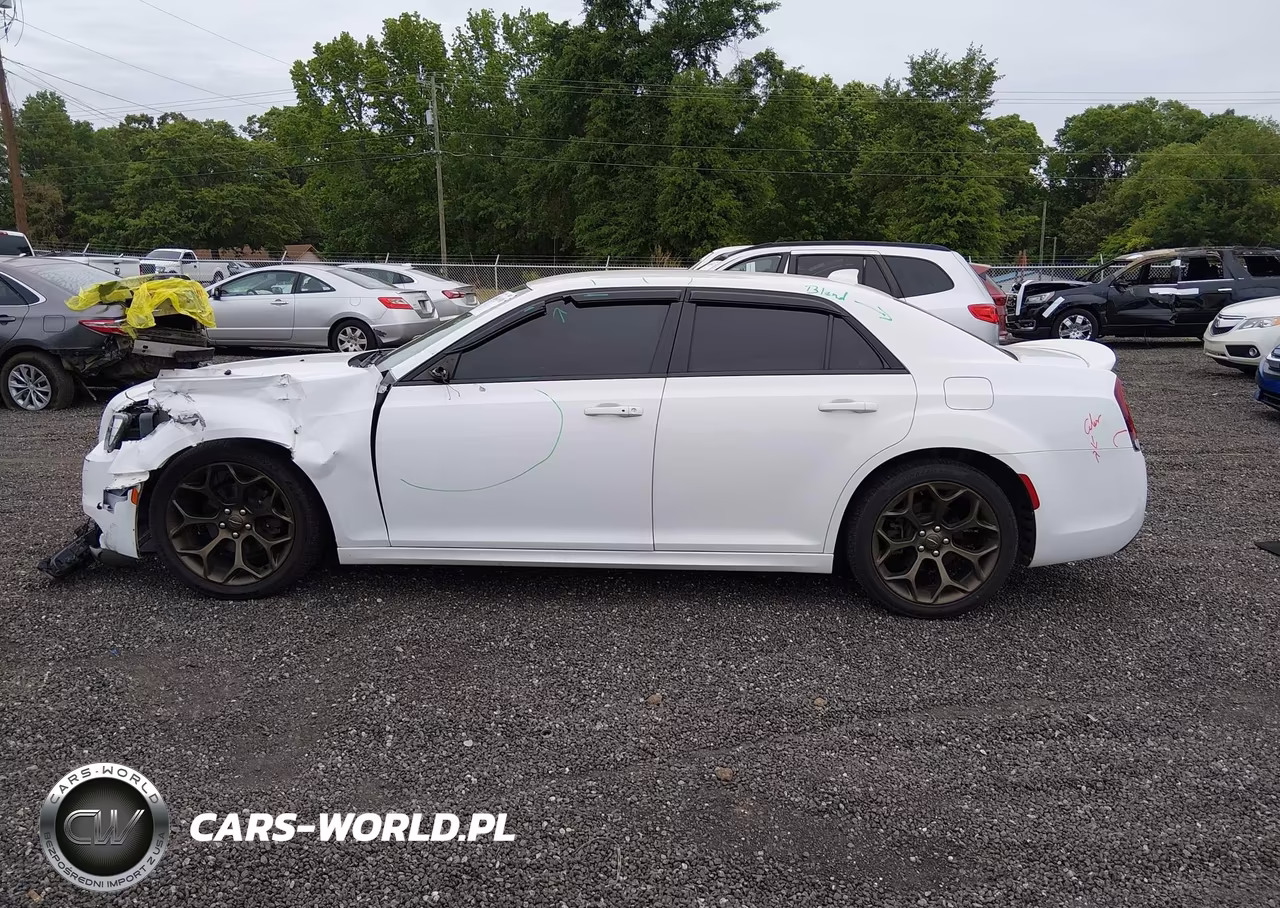 2017 Chrysler 300 300S Alloy Edition VIN:2C3CCABG0HH653380 - 15