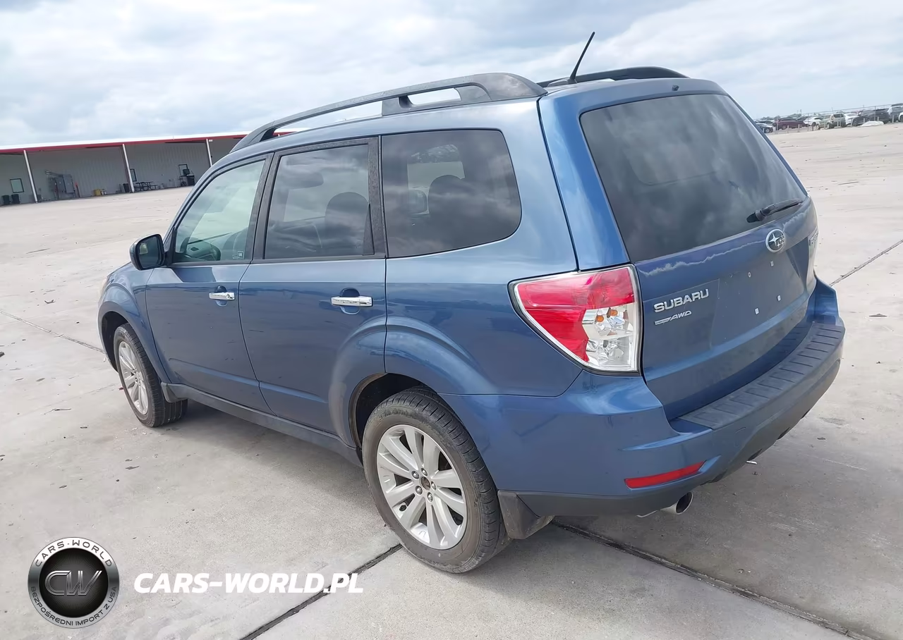 2011 Subaru Forester 2.5X Premium VIN:JF2SHADC3BH725934 - 3
