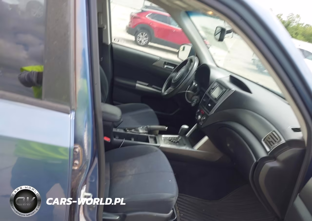 2011 Subaru Forester 2.5X Premium VIN:JF2SHADC3BH725934 - 5