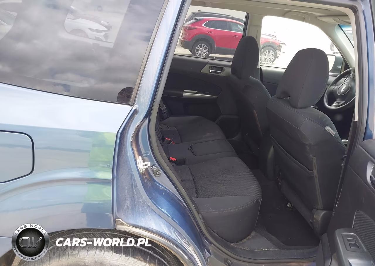 2011 Subaru Forester 2.5X Premium VIN:JF2SHADC3BH725934 - 8