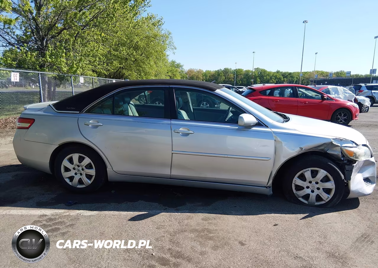 2010 Toyota Camry Le VIN:4T1BF3EK6AU057182 - 13