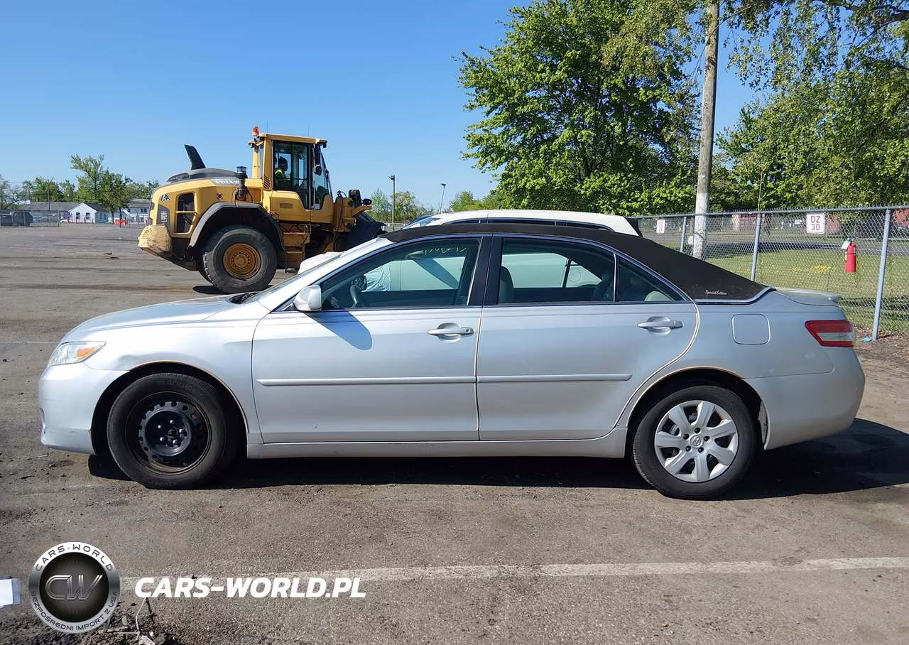 2010 Toyota Camry Le VIN:4T1BF3EK6AU057182 - 14