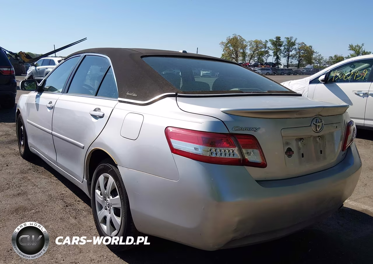 2010 Toyota Camry Le VIN:4T1BF3EK6AU057182 - 3