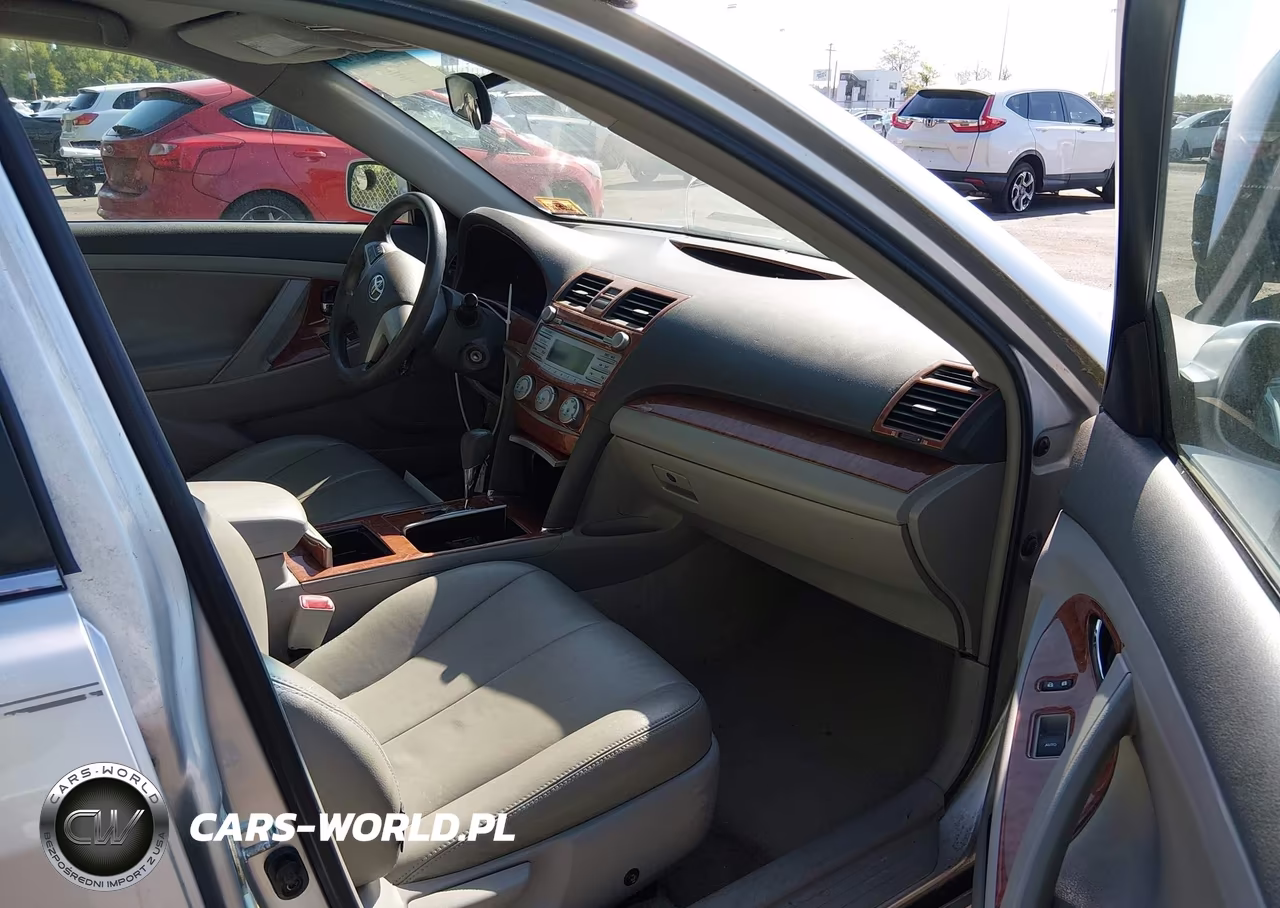 2010 Toyota Camry Le VIN:4T1BF3EK6AU057182 - 5