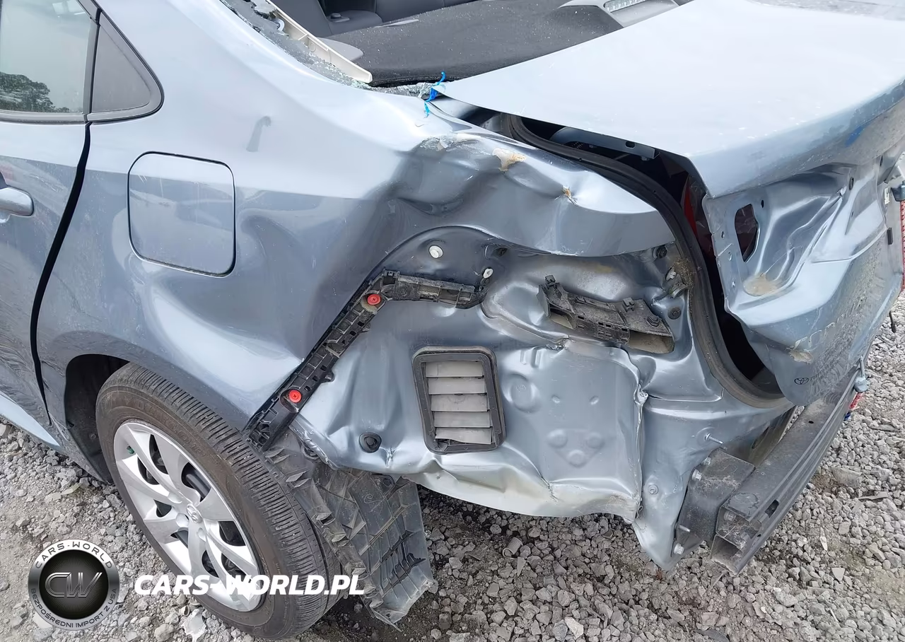 2025 Toyota Corolla Le VIN:5YFB4MDE6SP261619 - 17