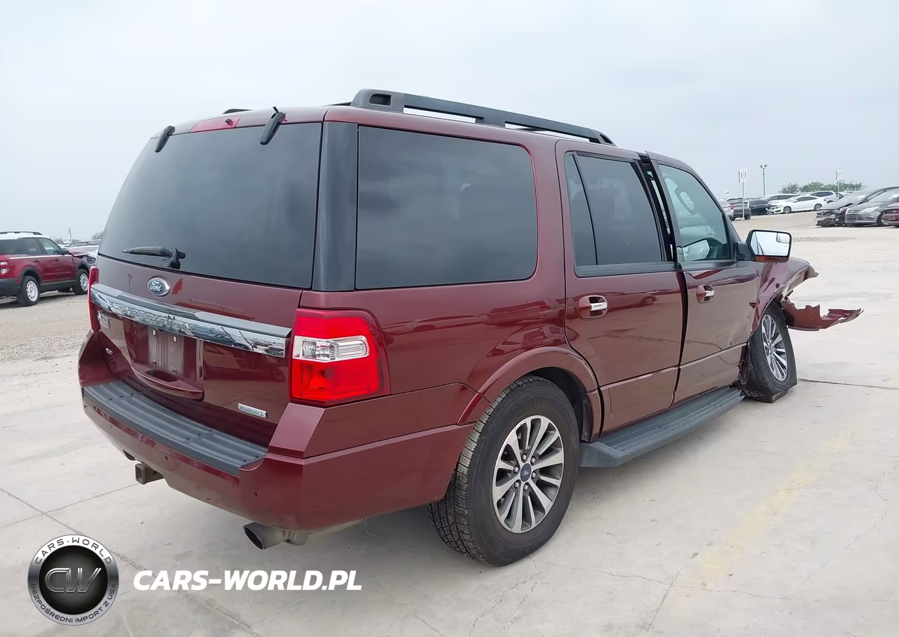 2015 Ford Expedition Xlt VIN:1FMJU1HT1FEF05422 - 4