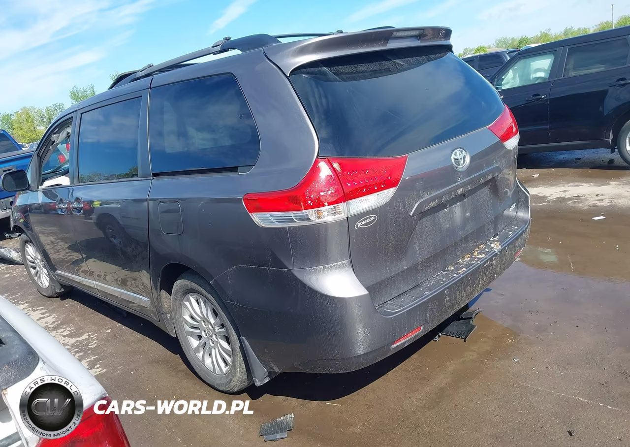 2012 Toyota Sienna Xle V6 8 Passenger VIN:5TDYK3DC4CS274029 - 3