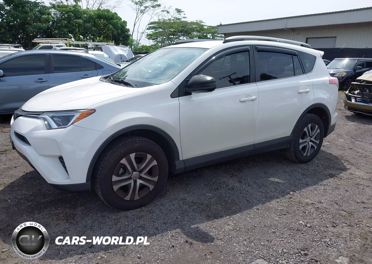 2018 Toyota Rav4 Le VIN:JTMZFREV2JJ745844 - 2