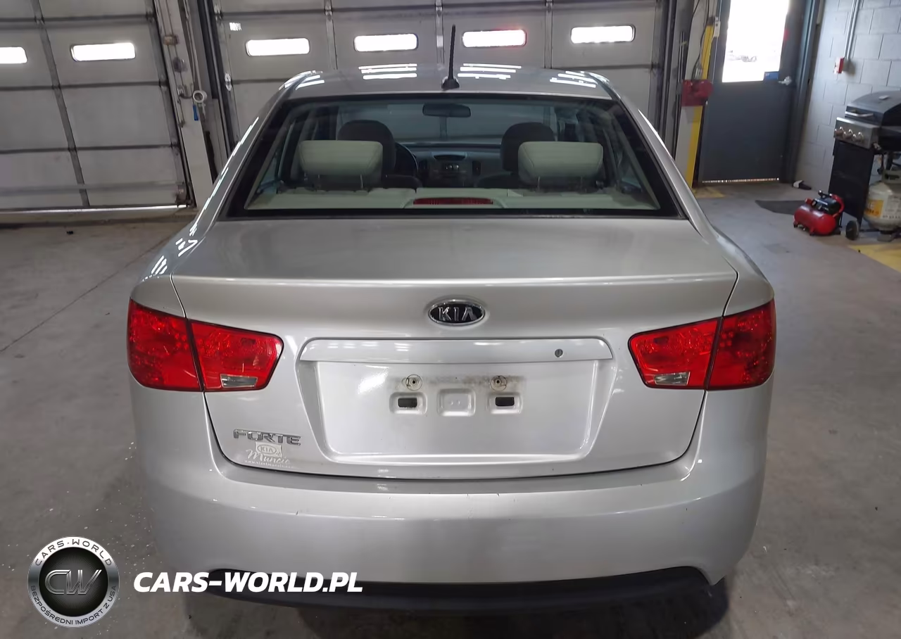 2012 Kia Forte Lx VIN:KNAFT4A21C5620885 - 16