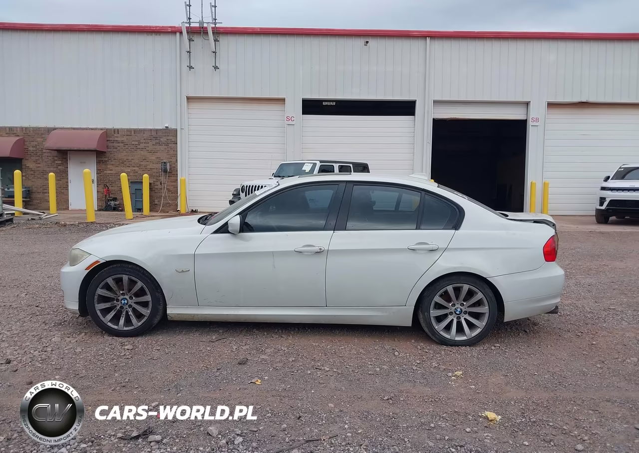 2011 BMW 328I VIN:WBAPH7C56BE850239 - 15